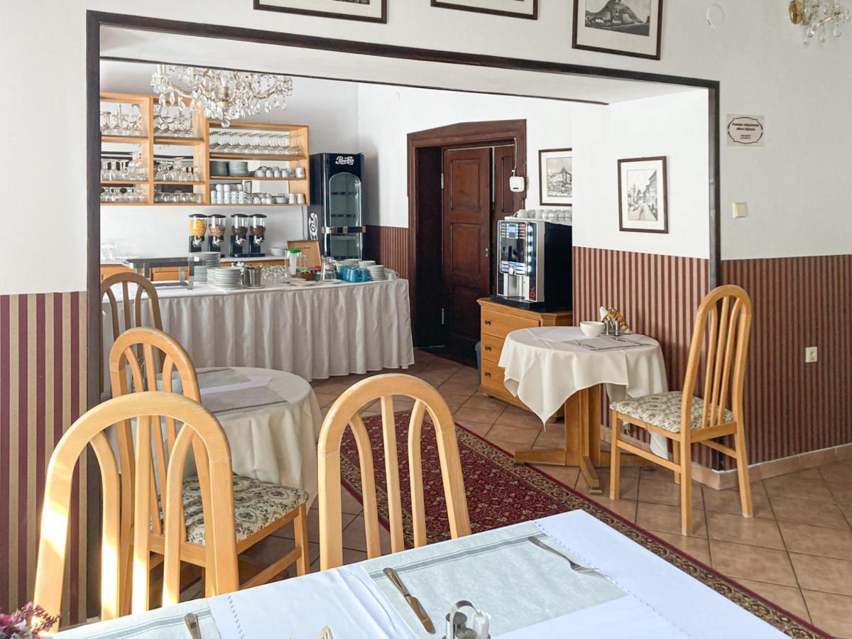 Hotel Salamander - Garni Банска-Штьявница Экстерьер фото